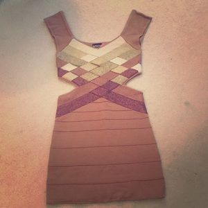 Stunning cut our bandage dress !